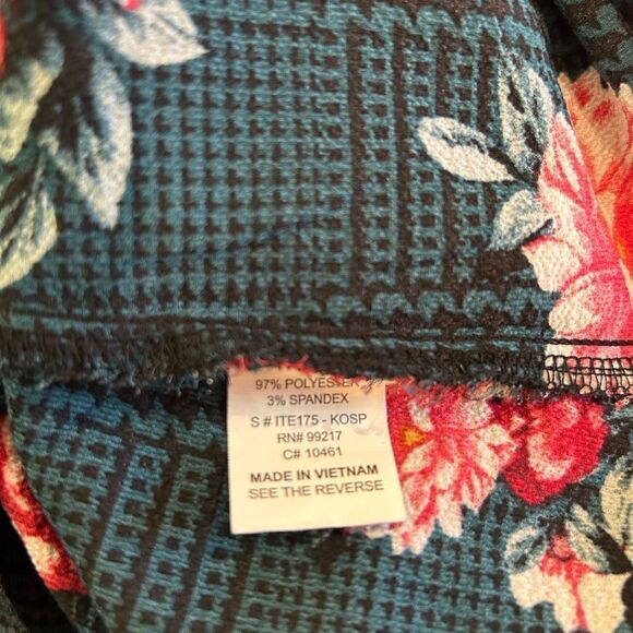 Moa Moa blouse  - Picture 4 of 5